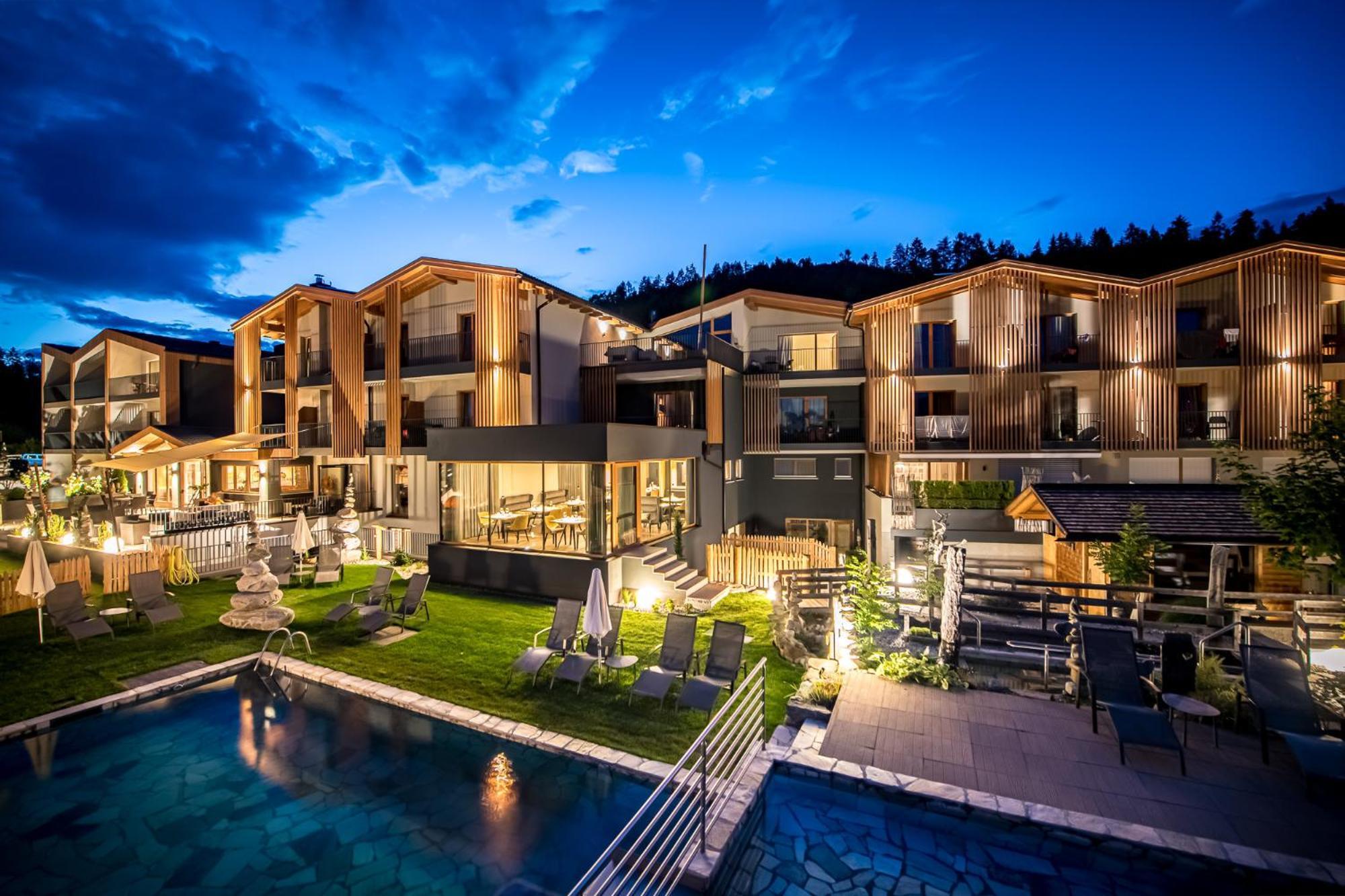 Hotel Sonnenheim Chienes Ngoại thất bức ảnh