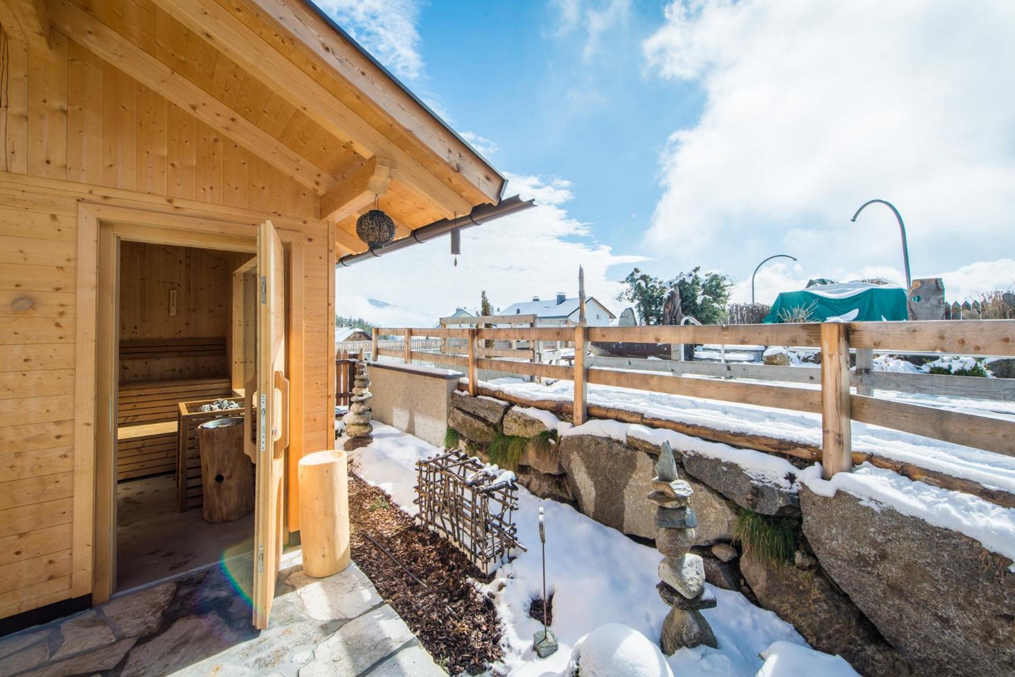 Hotel Sonnenheim Chienes Ngoại thất bức ảnh